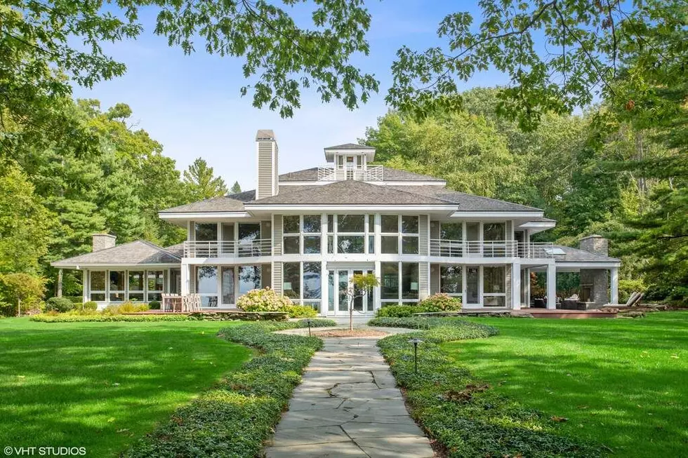 Live On A Resort At The Most Expensive House In Allegan County, Michigan